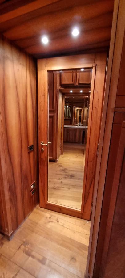 Farolfi Apartments Villa Galliera Bolonia Zewnętrze zdjęcie