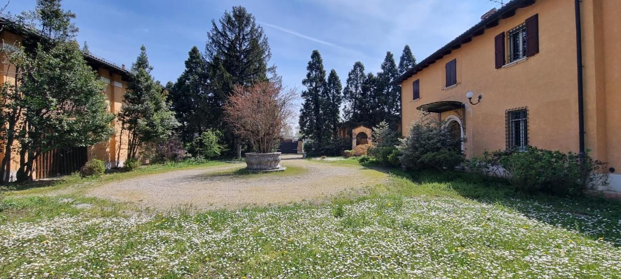 Farolfi Apartments Villa Galliera Bolonia Zewnętrze zdjęcie